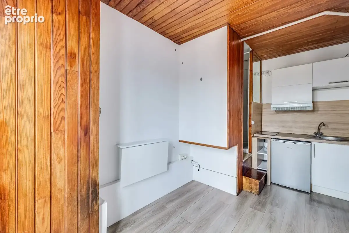 Ordener / Damrémont : Chambre 11 m² au dernier étage - photo 6
