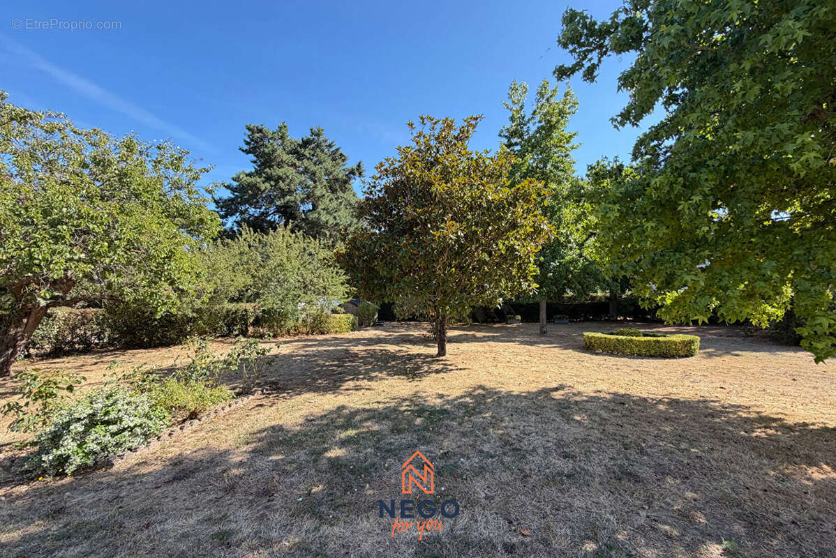 Nouveauté - Maison de plain-pied 159 m² à Avrillé - photo 7