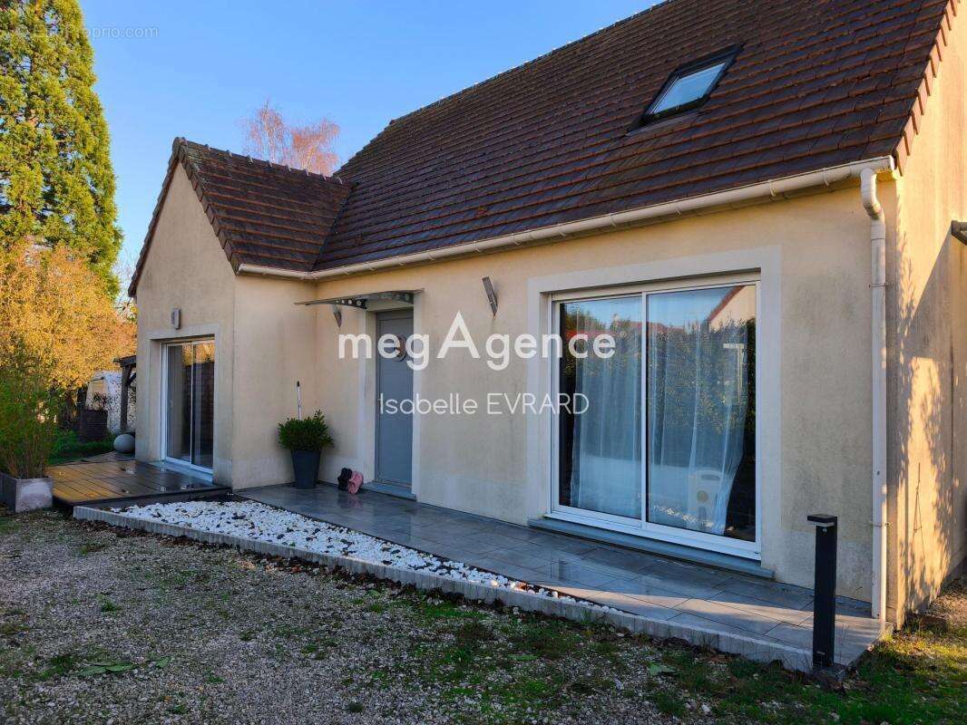 Maison à BETON-BAZOCHES