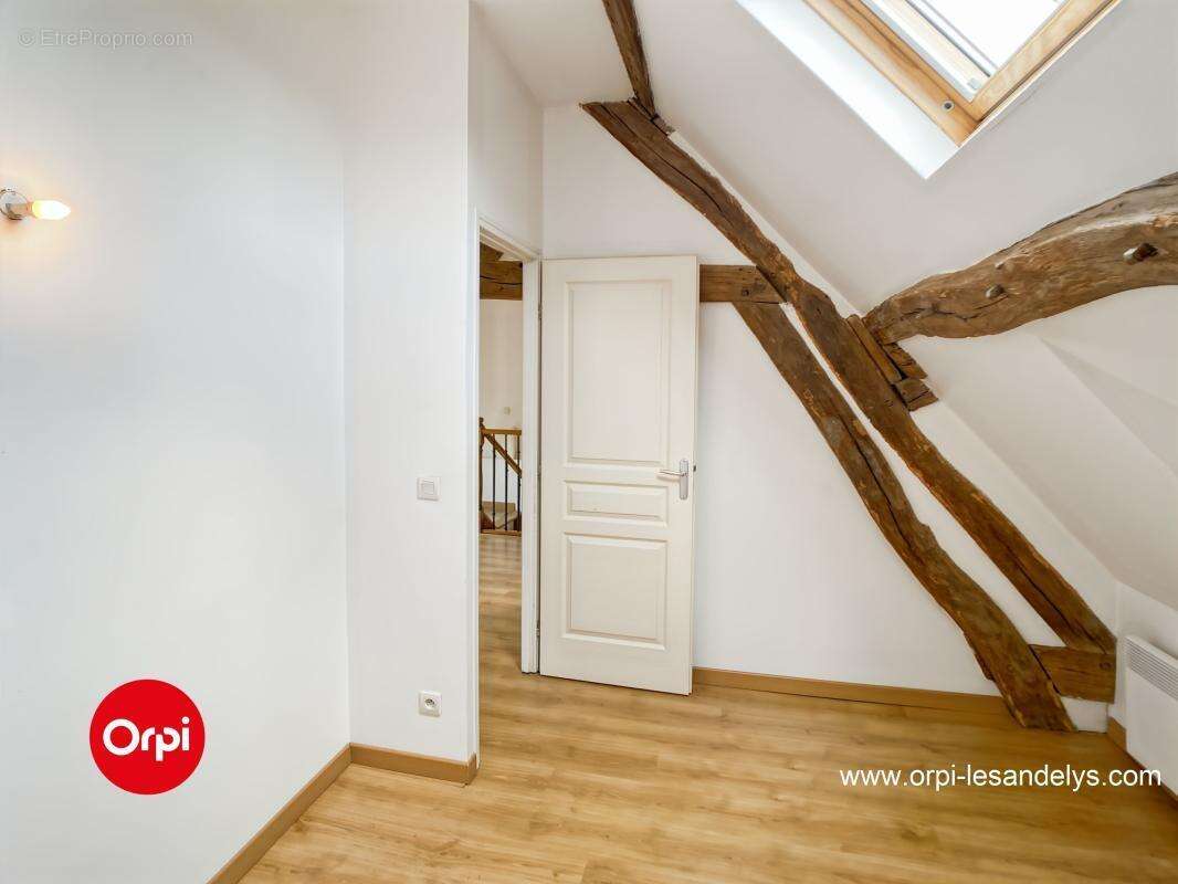 Maison et local commercial À Vendre - photo 21