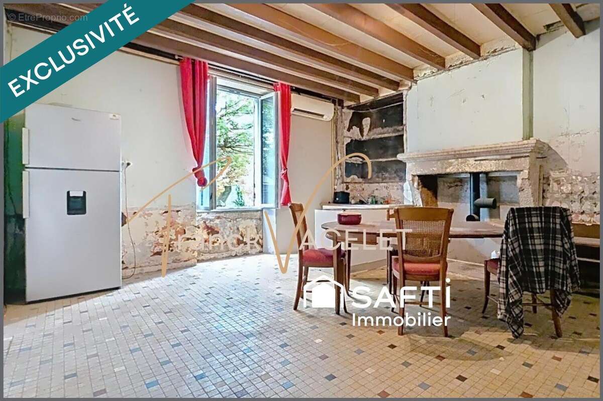 Photo 3 - Maison à JUSIX