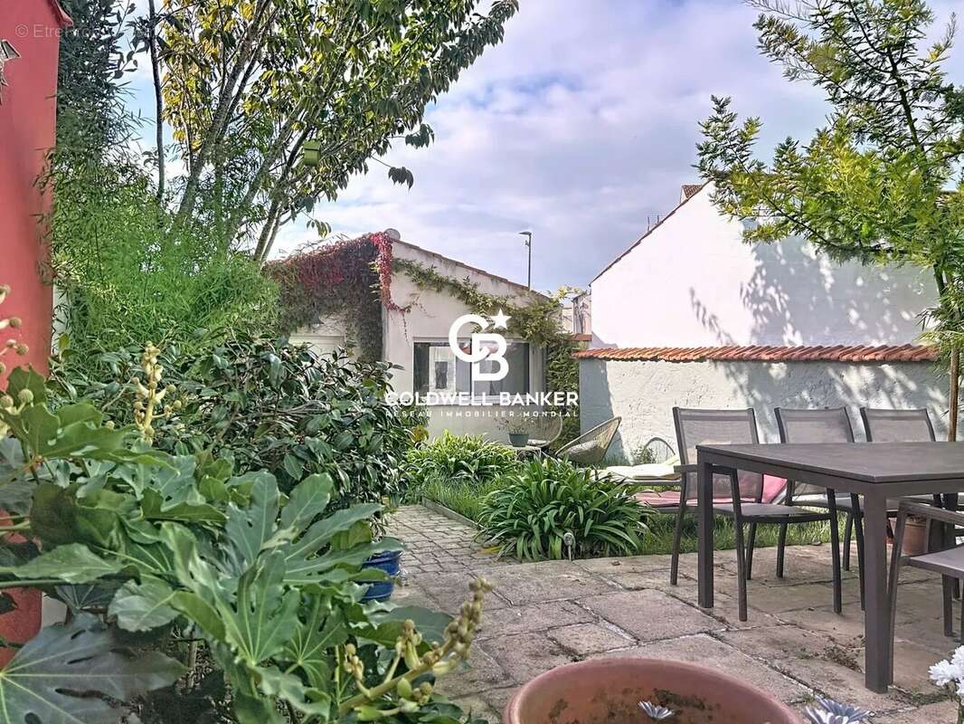 Maison à LA ROCHELLE