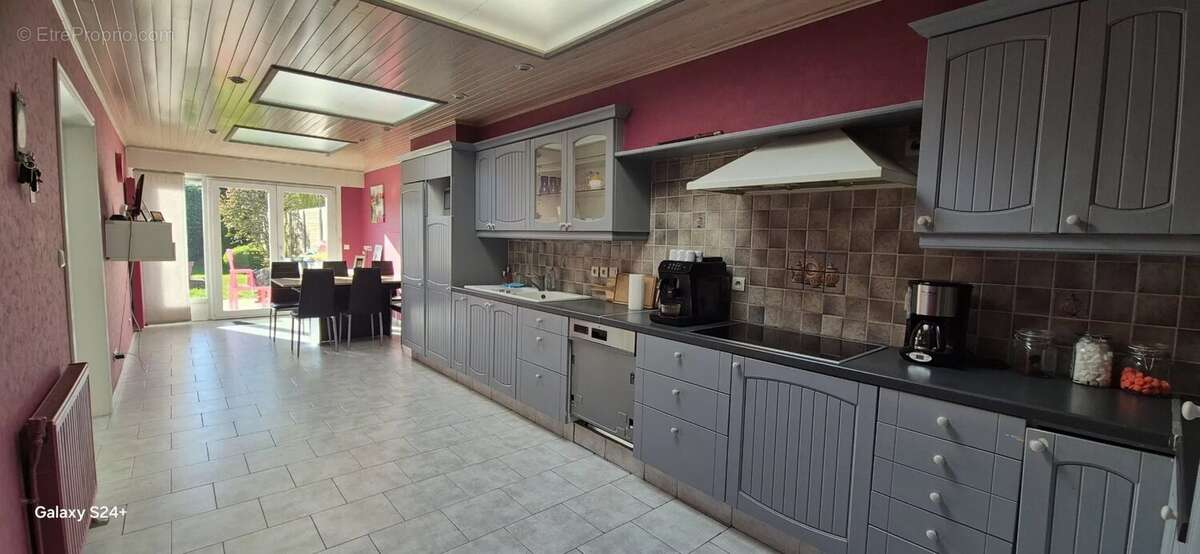 Maison à WERVICQ-SUD