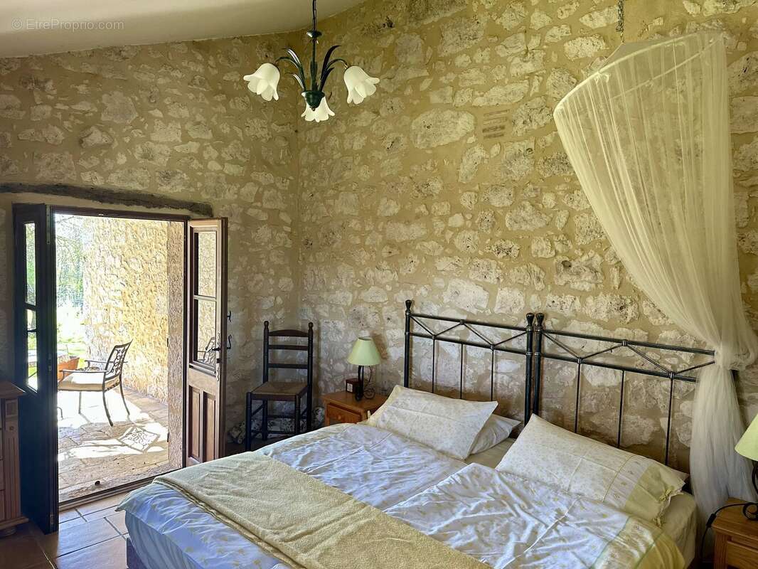 Maison à MONBAZILLAC