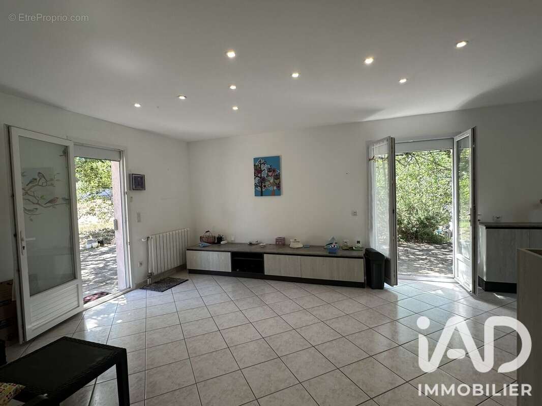 Photo 6 - Maison à SALAVAS