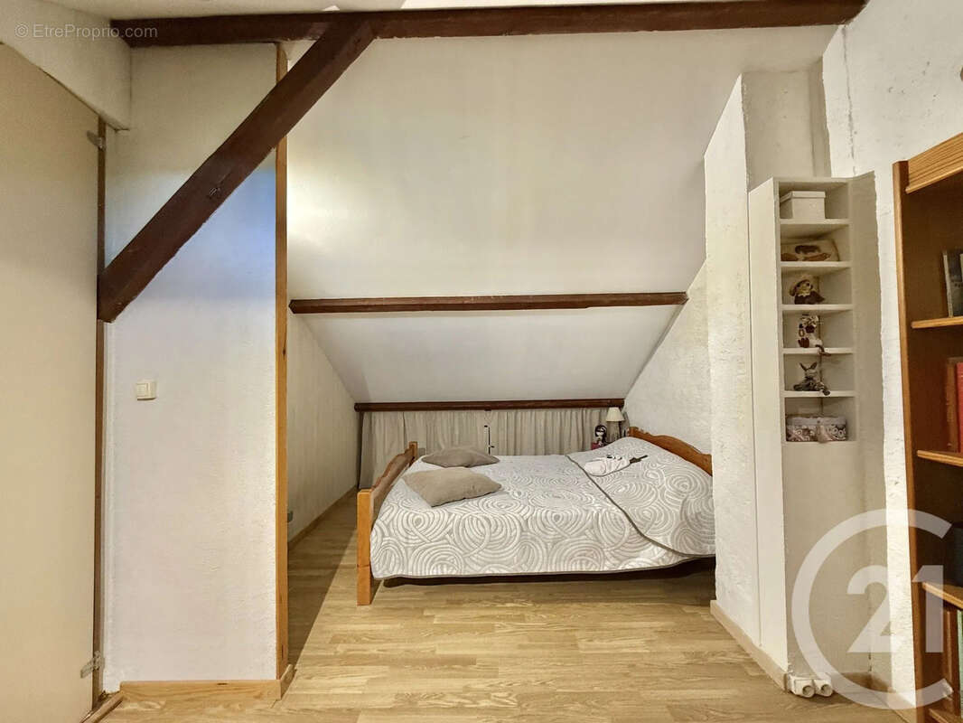Maison à YZEURE