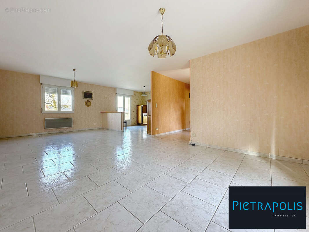 Maison 91 m² à Marbeville  - photo 5