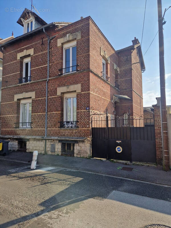 Maison à COMPIEGNE