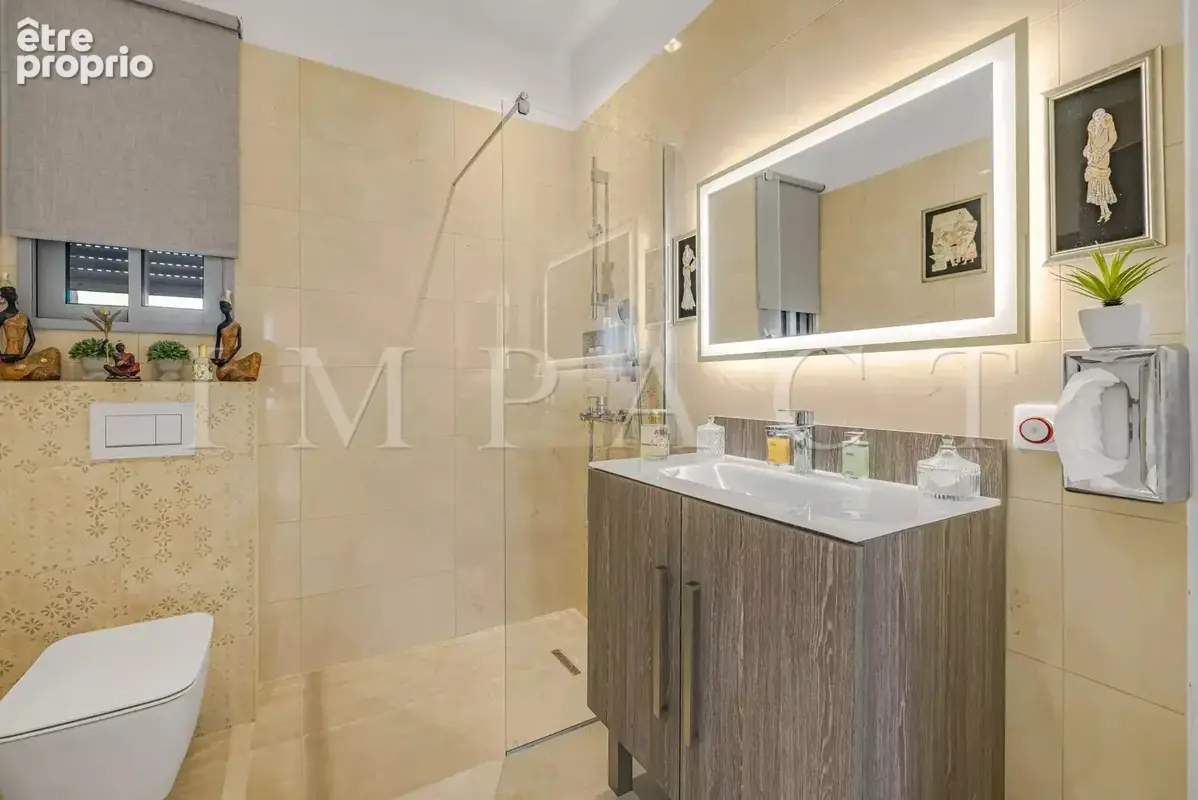Cannes Broussailles,  Maison entièrement rénovée avec 4 chambres - photo 14