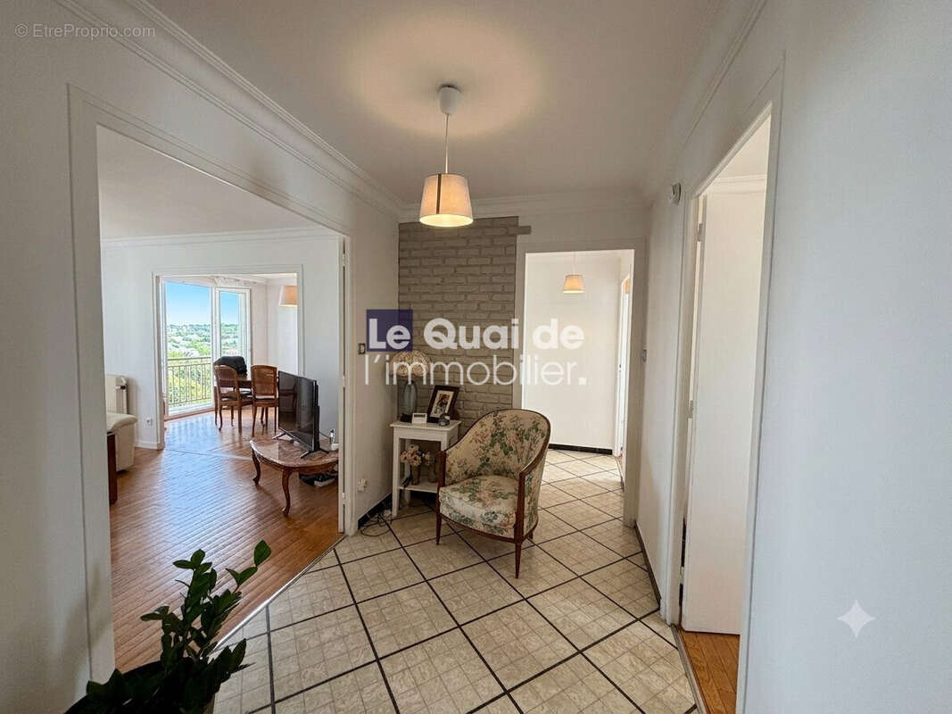 Appartement à FONTAINE