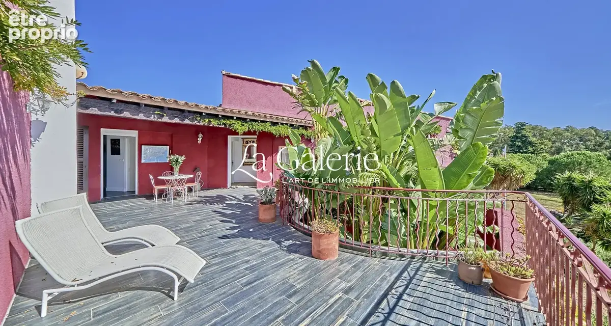 Maison 13 pièces 430 m² à vendre à La Londe-Les-Maures (83250) - photo 5