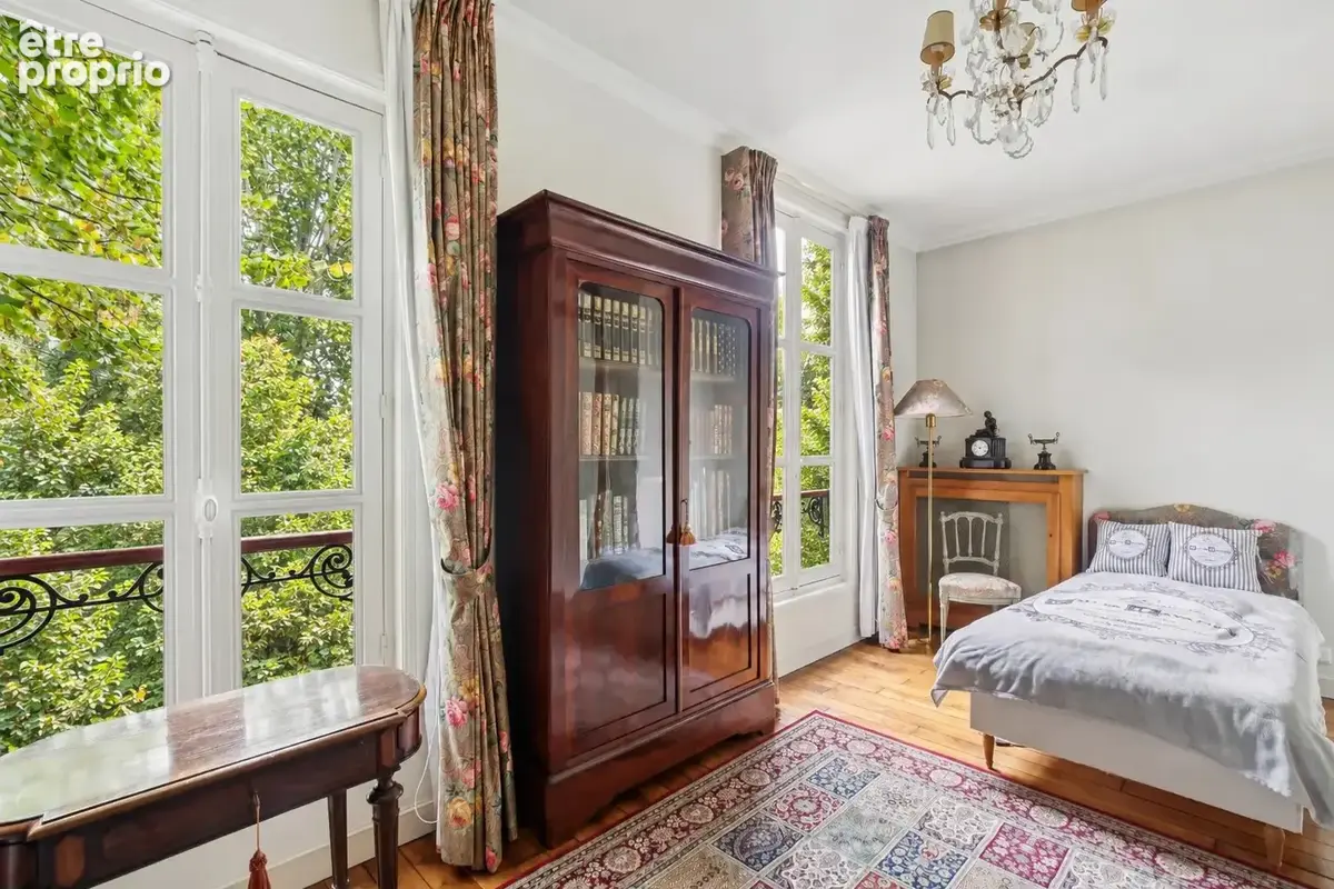 Bas de chatou - propriété de charme de 1888 - terrain paysager plein sud de 919 m² - deux habitations - photo 12