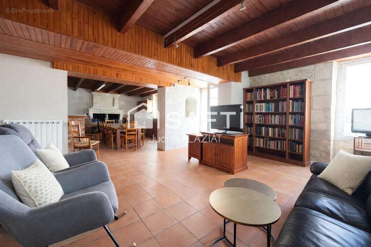 Maison 160 m² à Montignac  - photo 4
