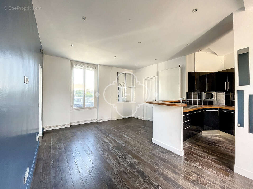Appartement à MAISONS-LAFFITTE