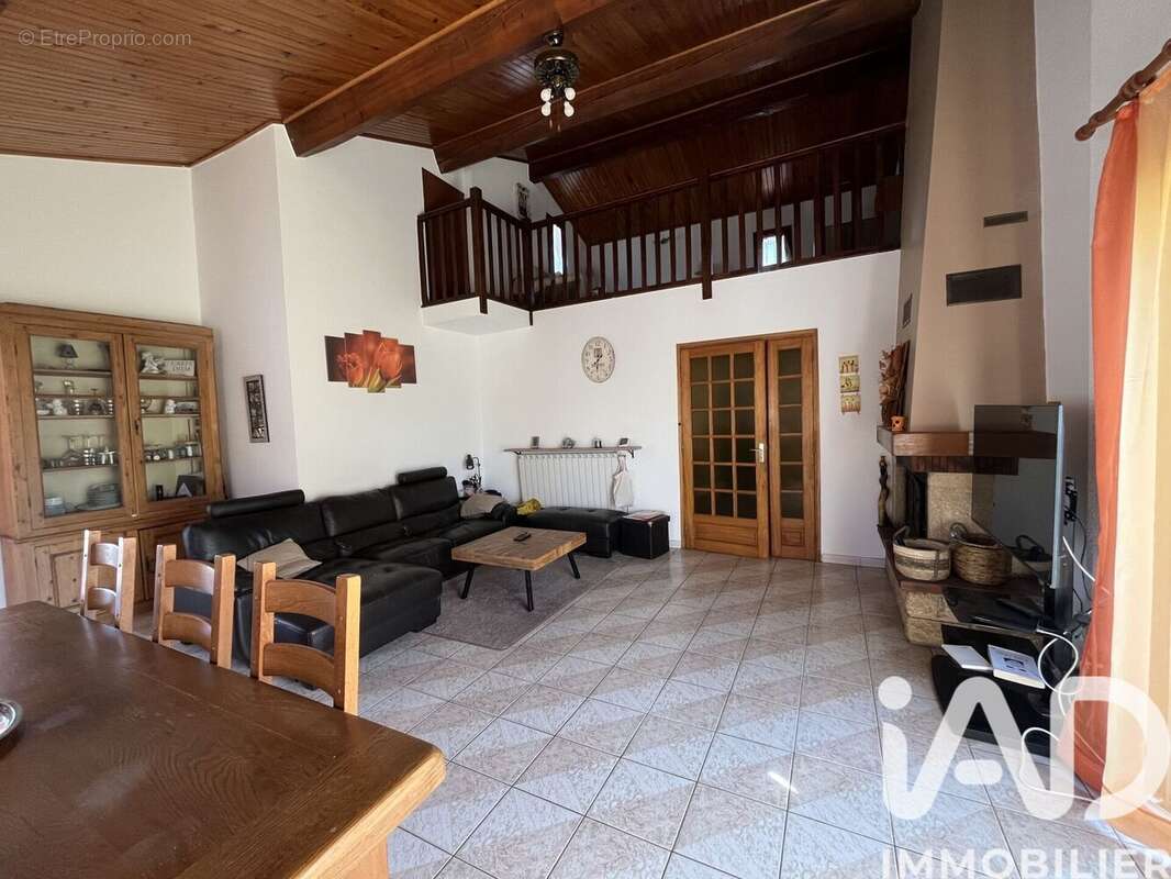 Photo 3 - Maison à FLEURY