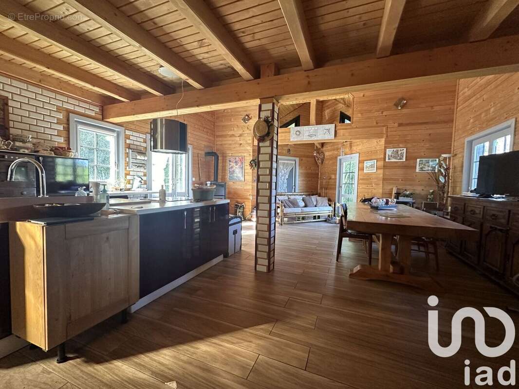 Photo 2 - Maison à VILLENEUVE-SUR-YONNE