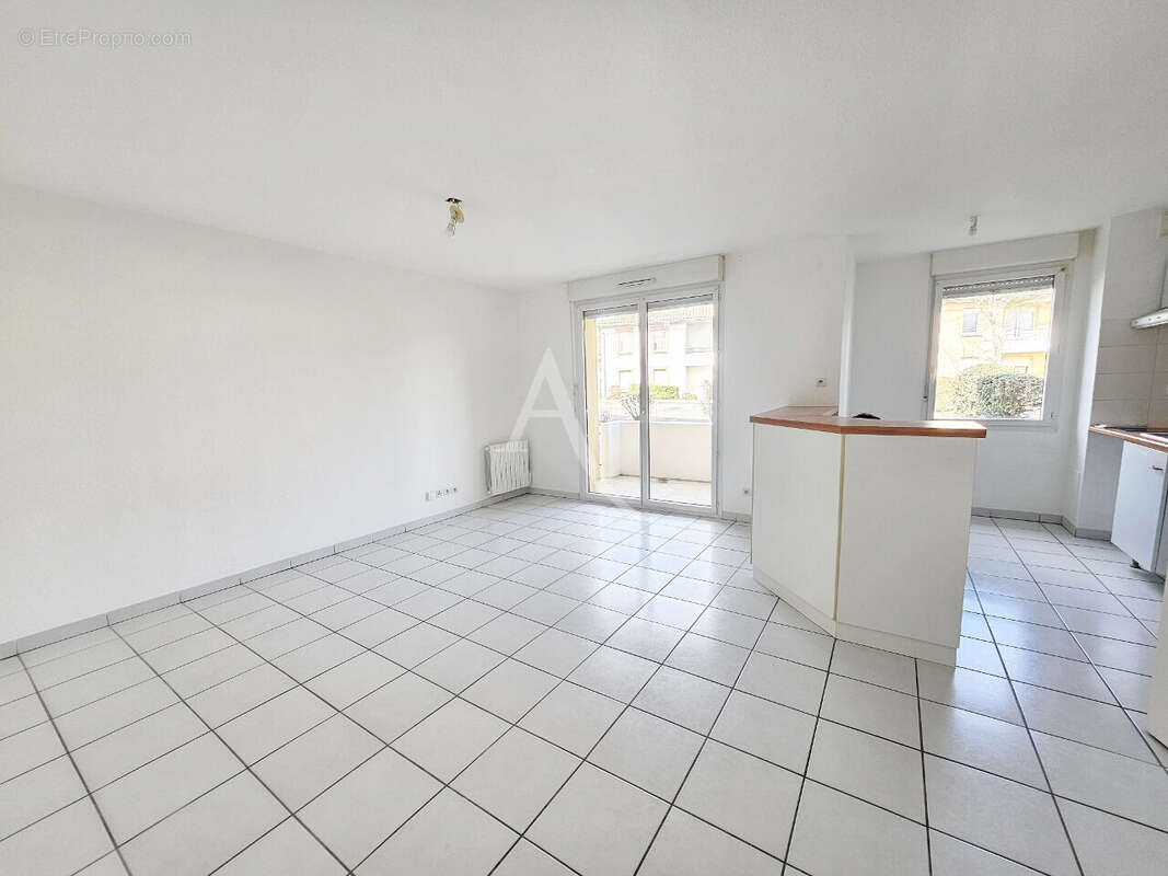 Appartement à MONDONVILLE