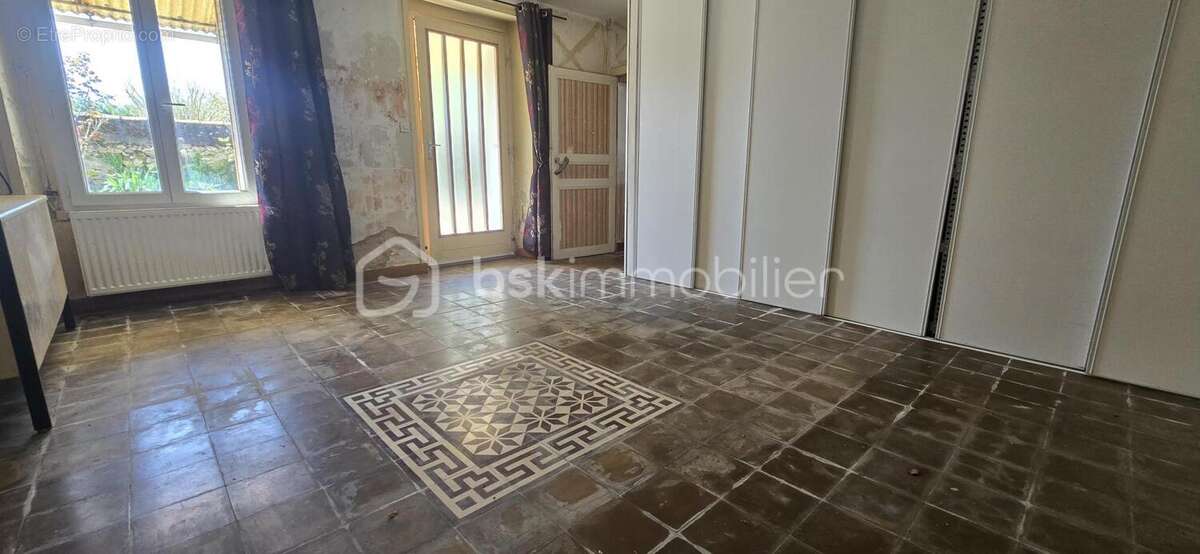 Maison à SAINT-MARTIN-DE-SANZAY