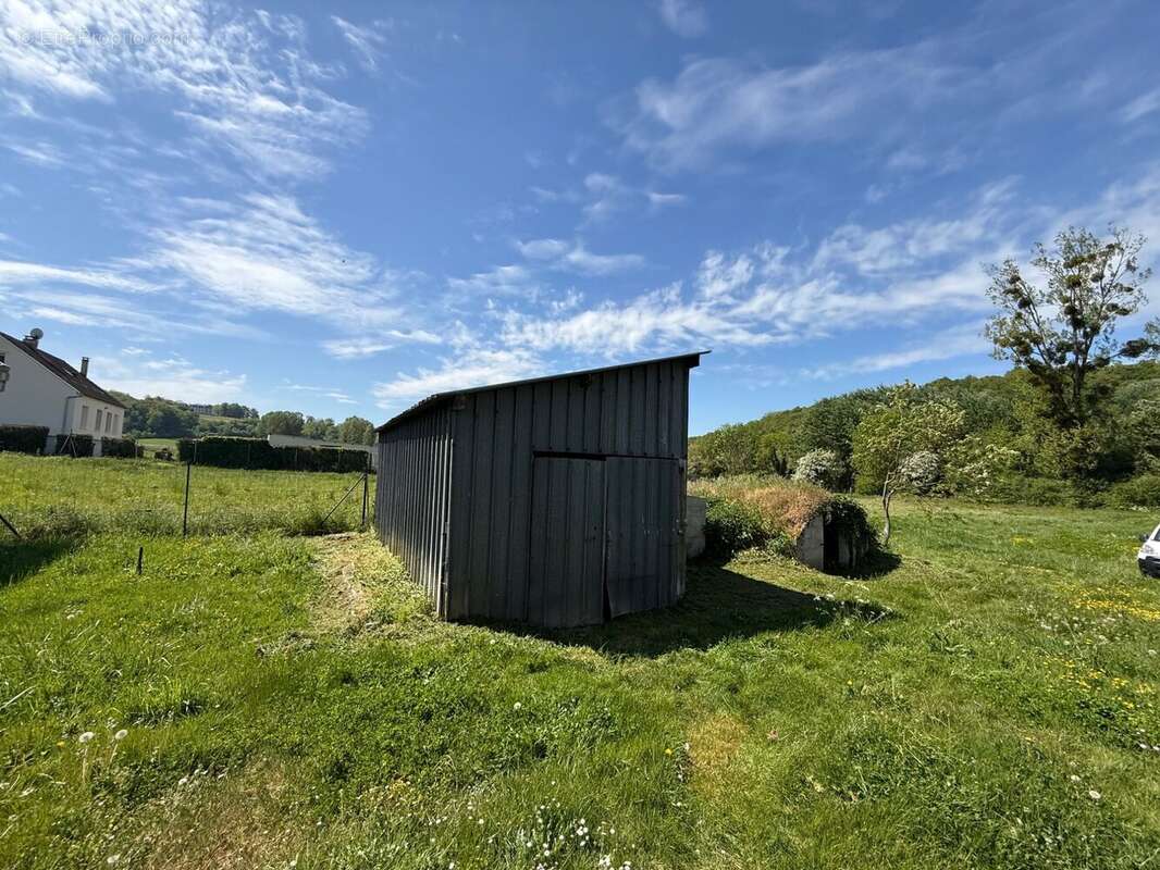 Maison à COUCY-LE-CHATEAU-AUFFRIQUE
