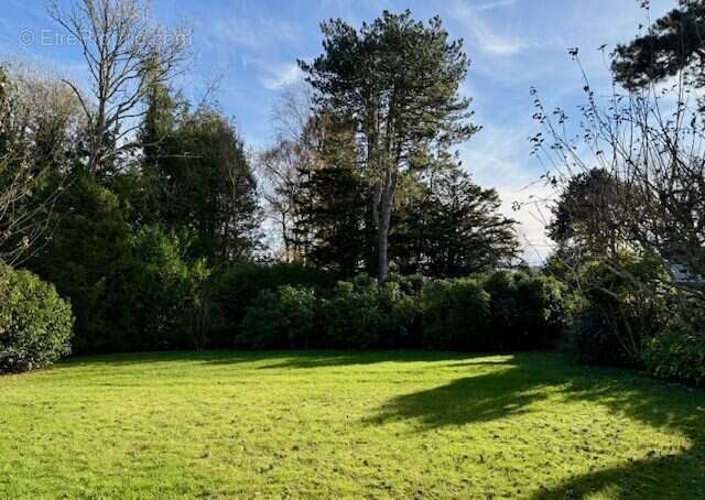 Maison à SAINTE-HELENE-BONDEVILLE