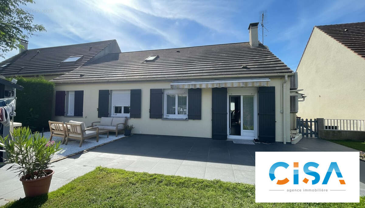 Maison à SAINT-LEU-D&#039;ESSERENT