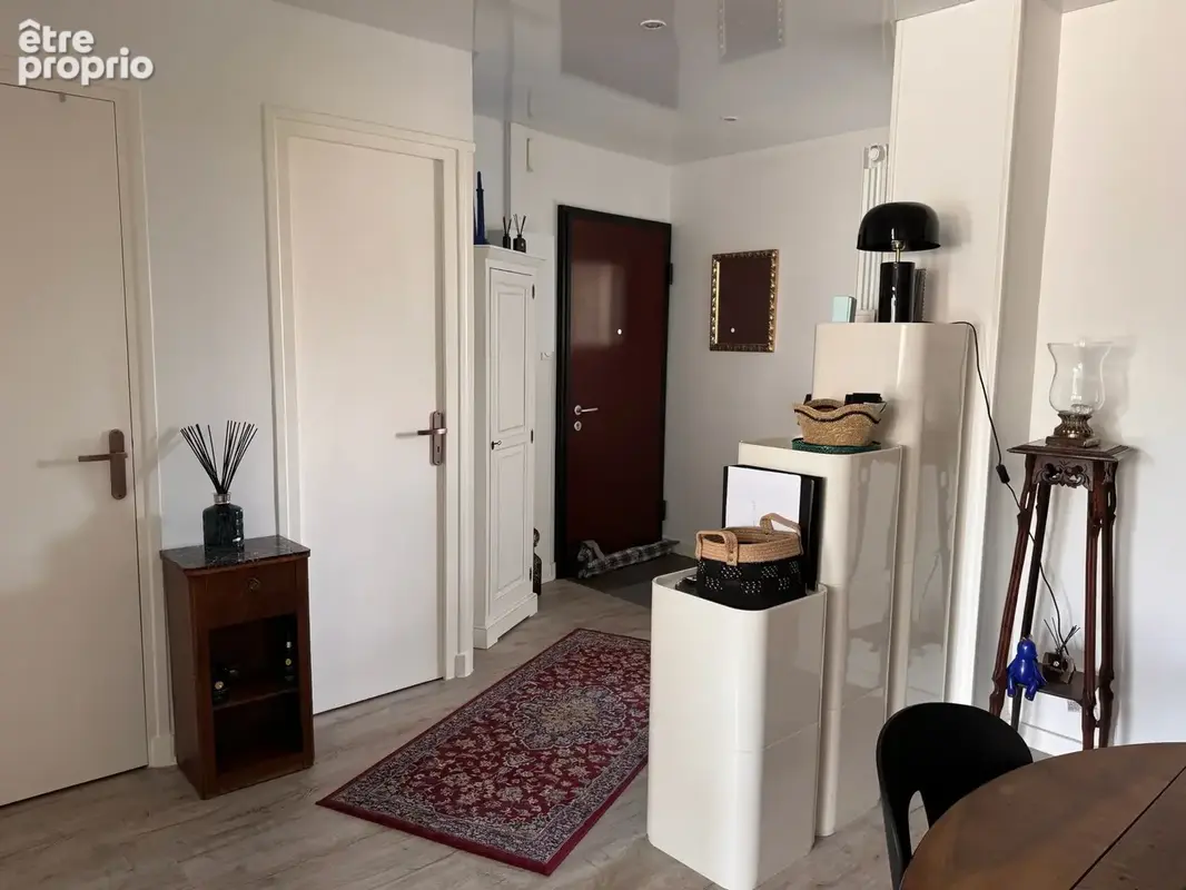 Proche centre-ville grand T2 donnant sur parc - photo 8