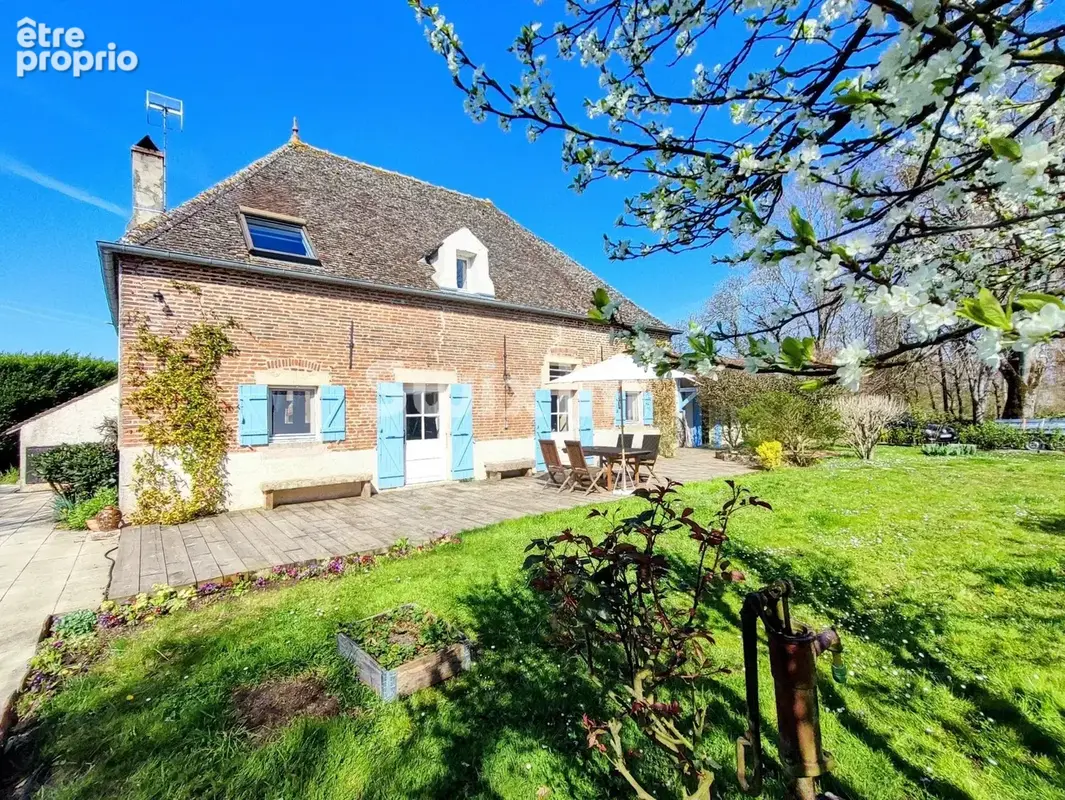 Photo Maison à Seurre au prix de 458 000€