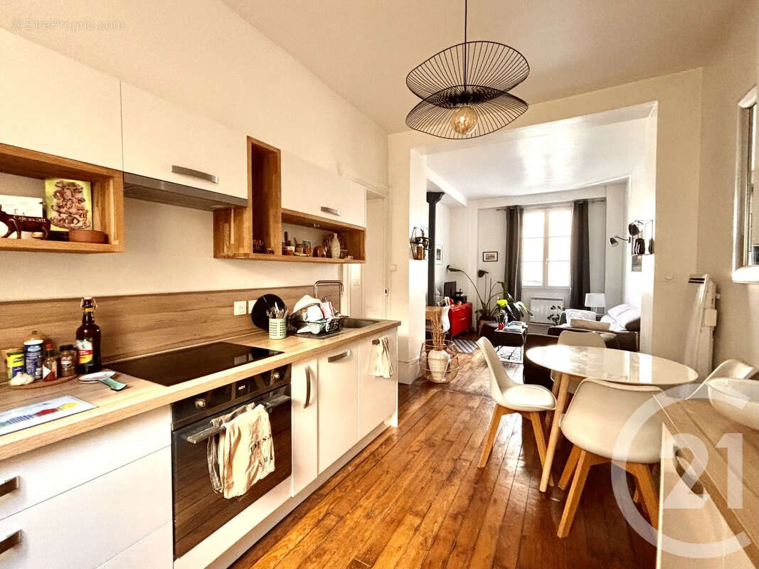 Appartement à CLICHY