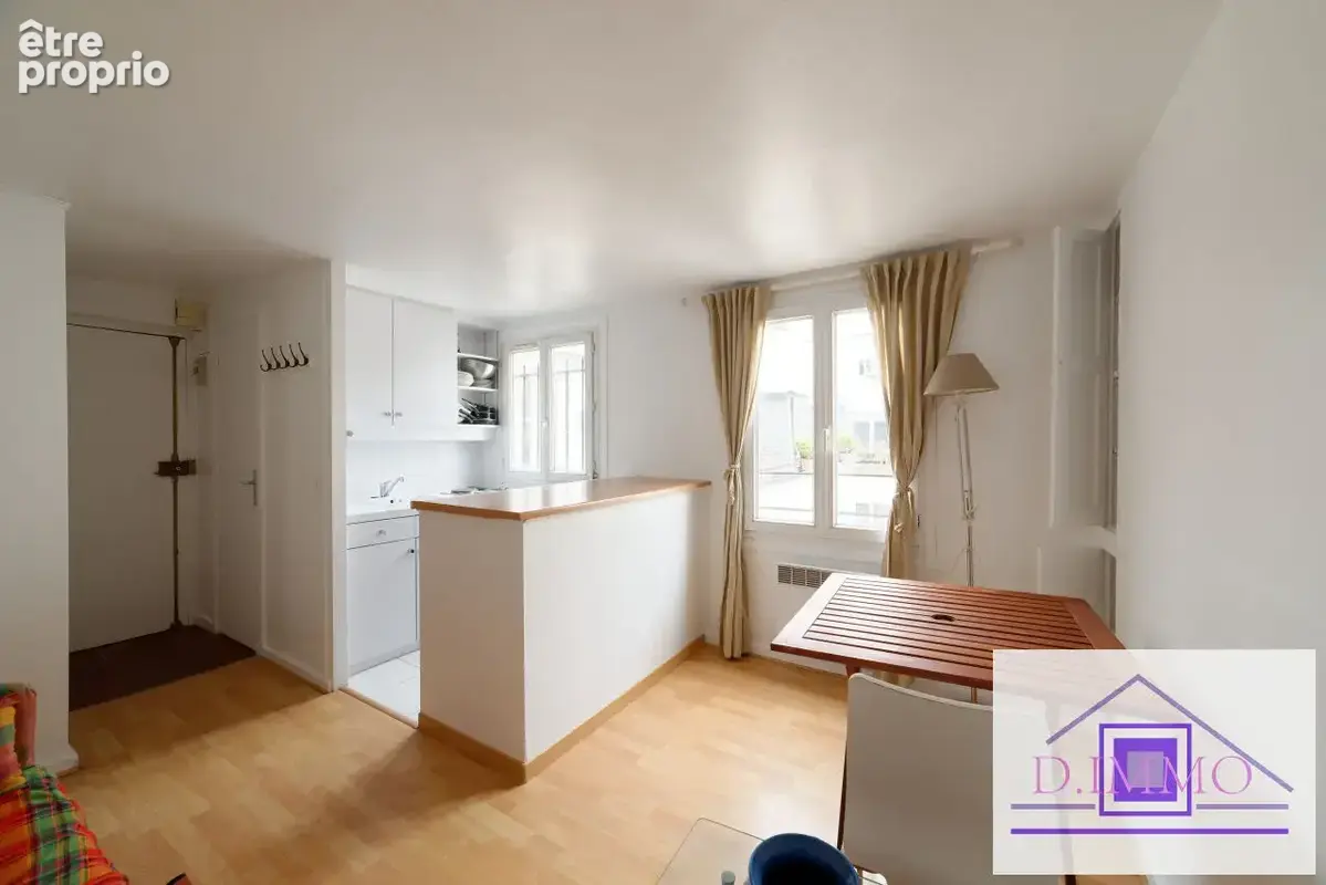Photo 1 - Appartement à PARIS-3E