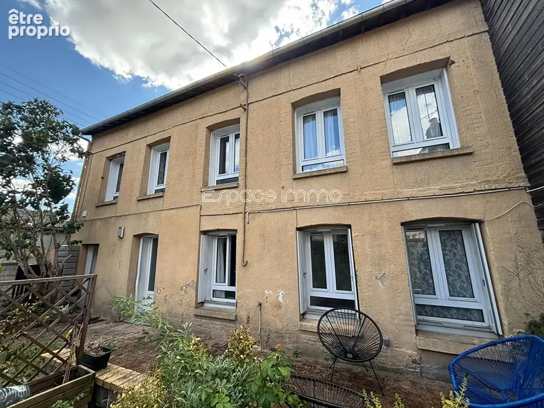 Photo Maison à Le Houlme au prix de 174 000€