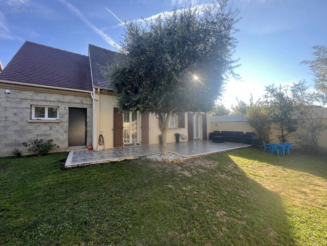 Maison à TOURNAN-EN-BRIE