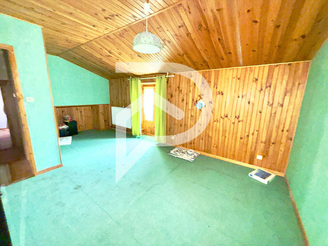 Maison à LAVILLENEUVE