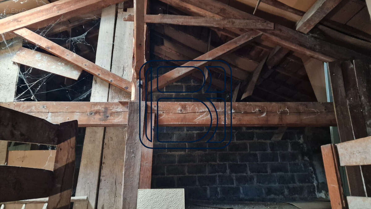 Maison 140 m² à Courpiere  - photo 8