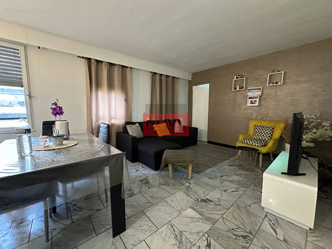 Appartement à SARCELLES