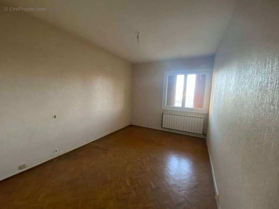 Appartement 65 m² à Bergerac  - photo 6