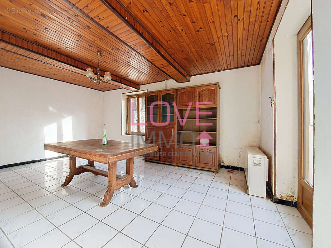 Maison à VEYRINS-THUELLIN