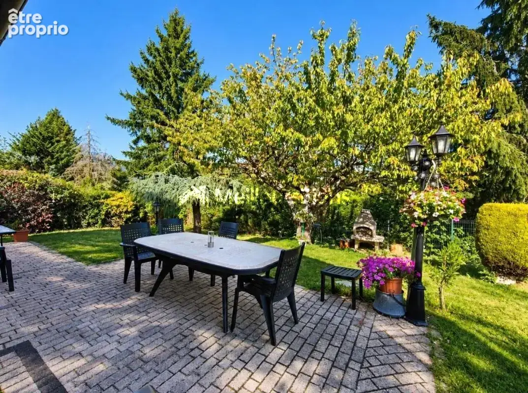 belle maison à Ornex - photo 1