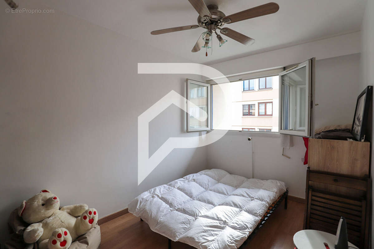Appartement à LE PLESSIS-ROBINSON