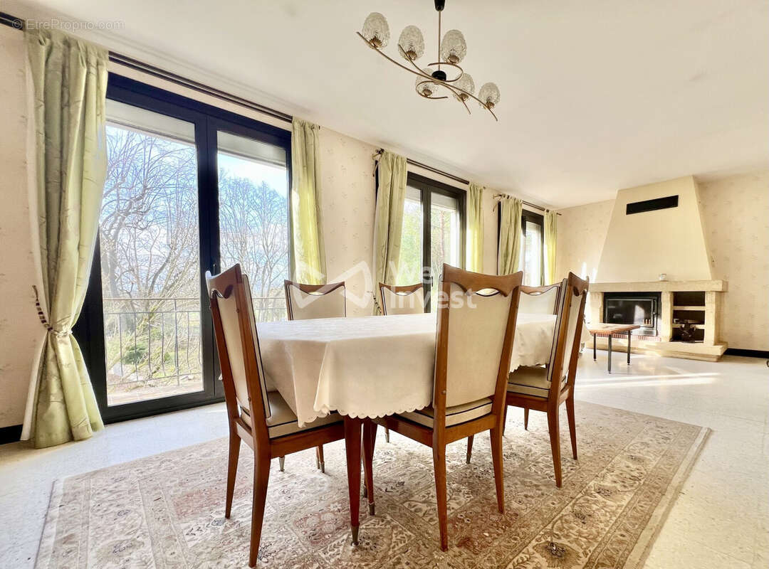 Maison 129 m² à Marsat  - photo 5