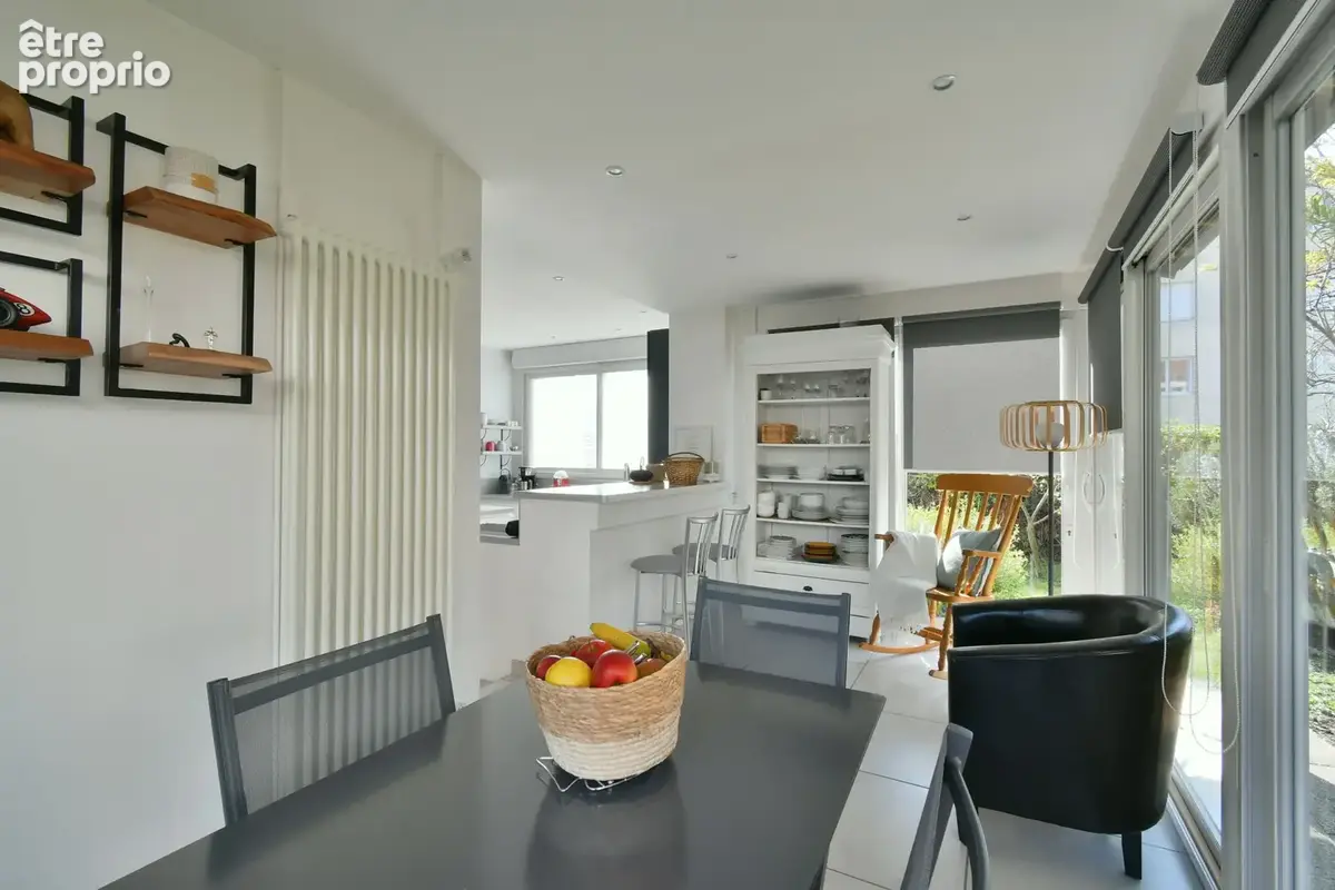 Maison FAMILIALE avec jardin et garage - photo 3