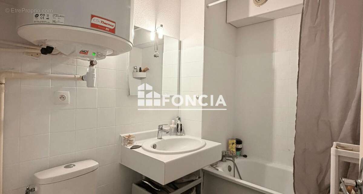À vendre – Studio idéalement situé à Bordeaux Jardin Public - photo 5