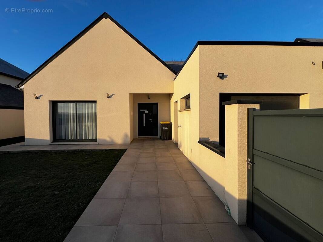 Maison à FONTENAY-LE-MARMION