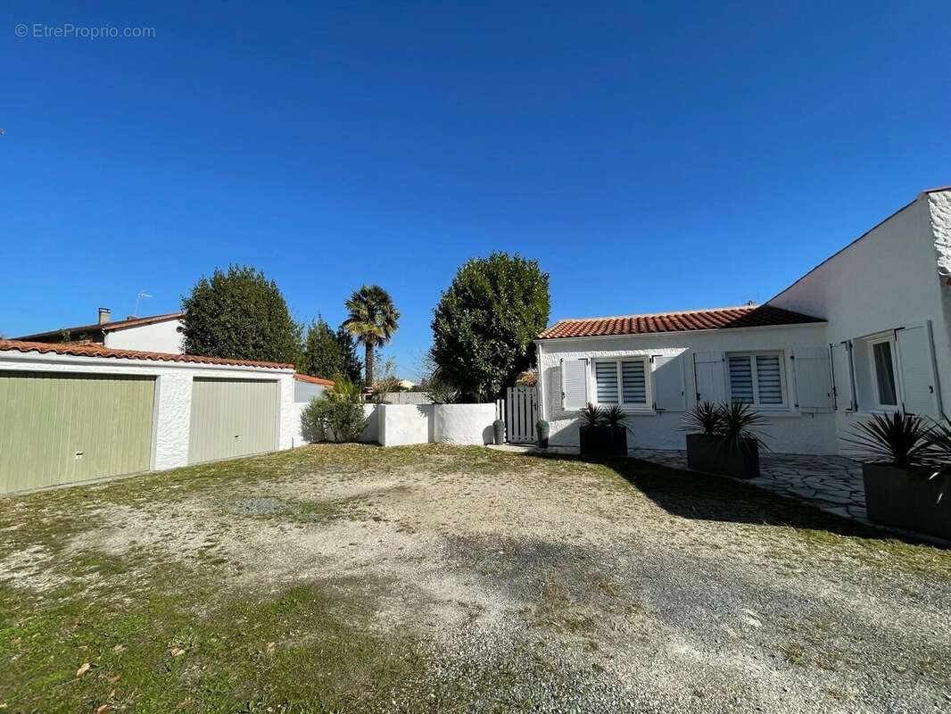Maison à SAINT-SULPICE-DE-ROYAN