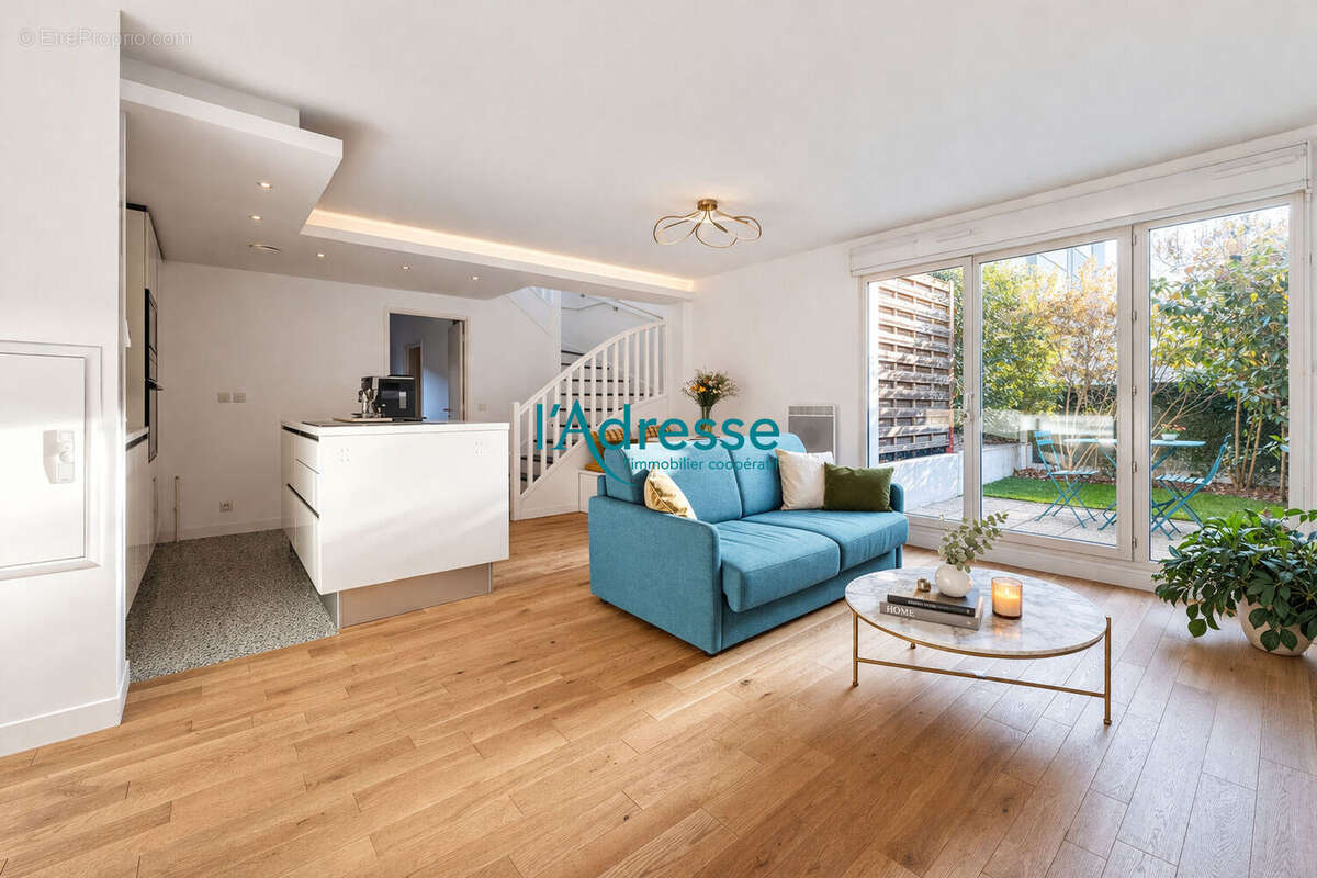 Appartement à NANTERRE