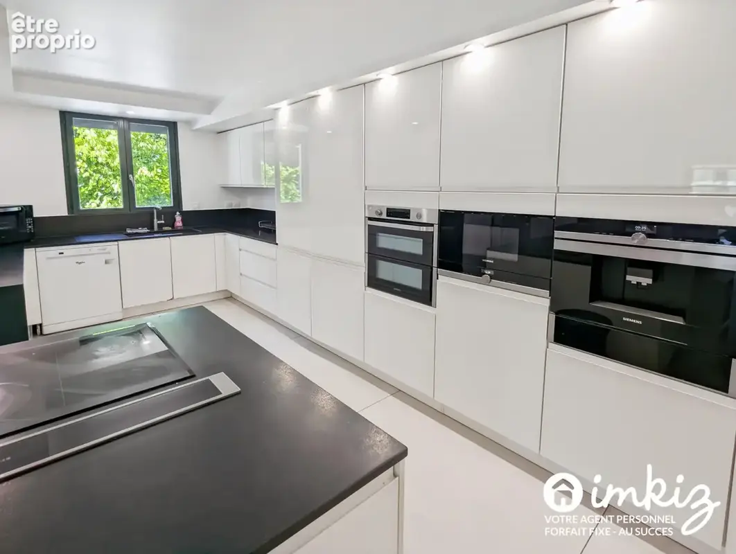 Belle propriété, beaucoup d'espace et piscine - photo 9