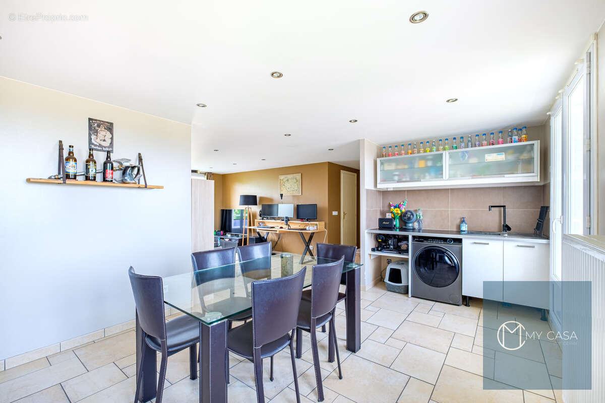 Appartement à VAULX-EN-VELIN