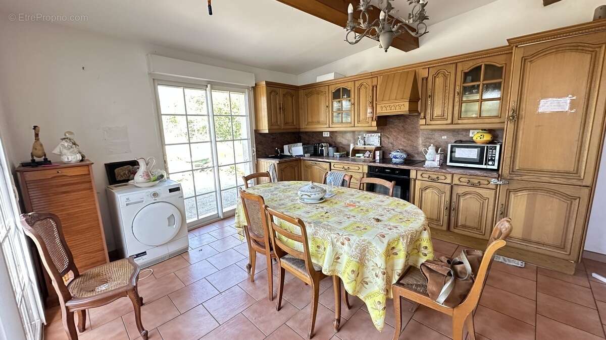 Maison à SIX-FOURS-LES-PLAGES