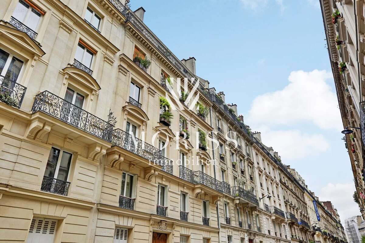 Paris viii - europe - studette - photo 12