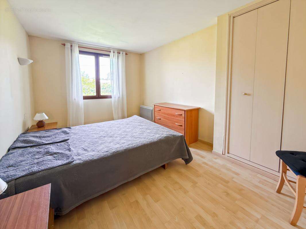 Maison à SEGOUFIELLE