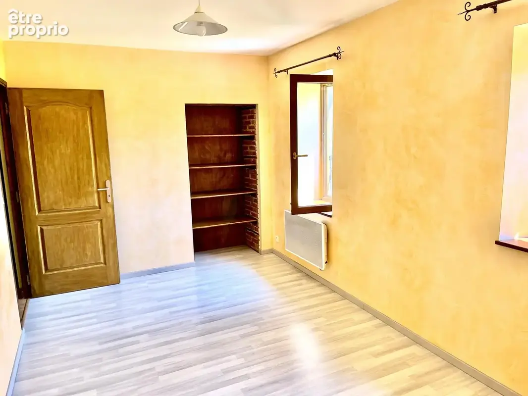 Maison rénovée sur terrain - photo 12